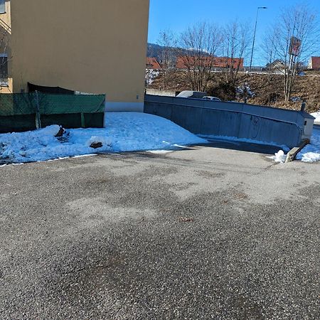 Charmante Ferienwohnung In Villach Bagian luar foto